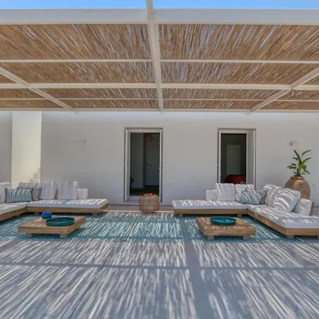 Lampsi - Parean Bliss Villa Naousa (Paros)
